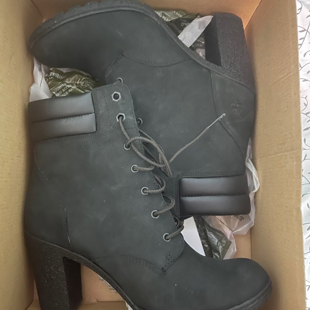 Used Boots Timberland